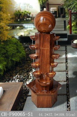 Les tasses multi Handcraft de petites caractéristiques de l'eau de jardin fournisseur