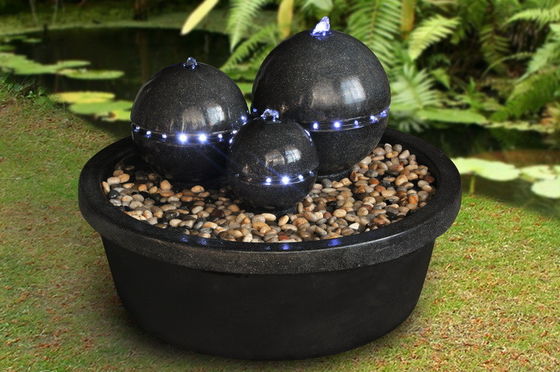 Le grès de H49cm a allumé les fontaines d'eau extérieures pour le décor de jardin fournisseur